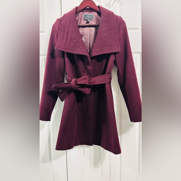 Coat - Picture 8 of 9